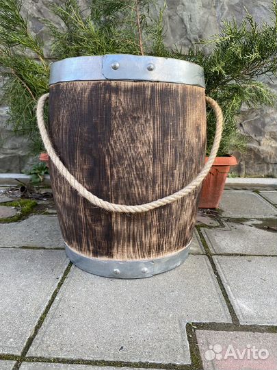 Кашпо деревянное для растений