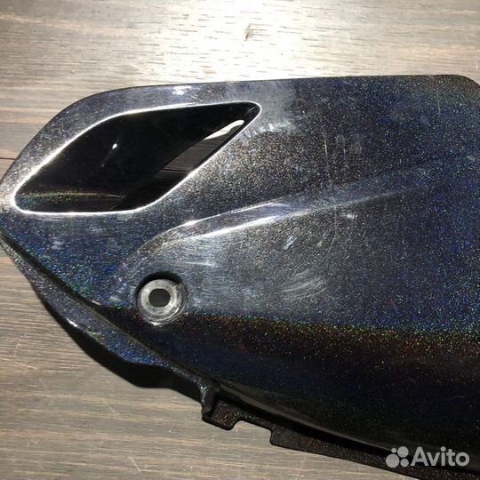 Левый пластик для Honda CB600F Hornet 07-12