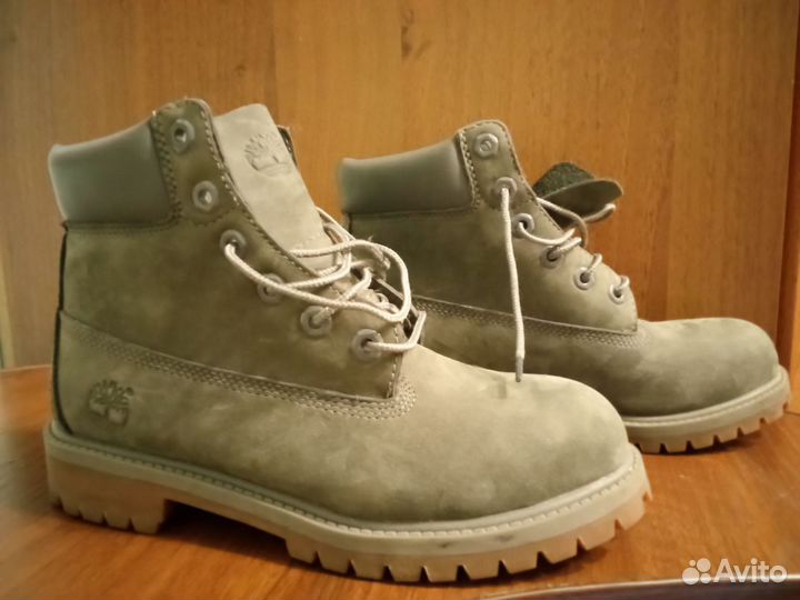 Ботинки демисезонные Timberland р-р 37 (нубук)