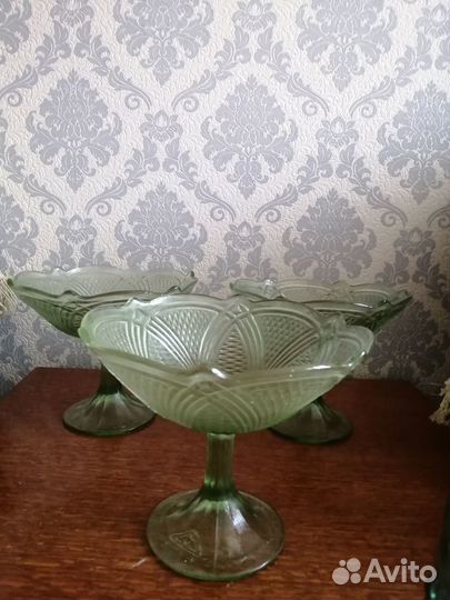 Ваза для фруктов на ножке СССР