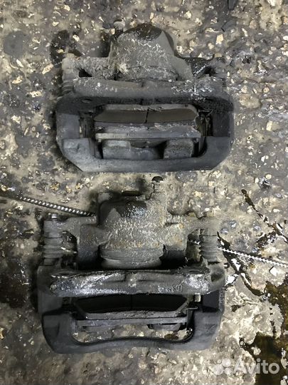 Передний суппорт Chevrolet Cruze