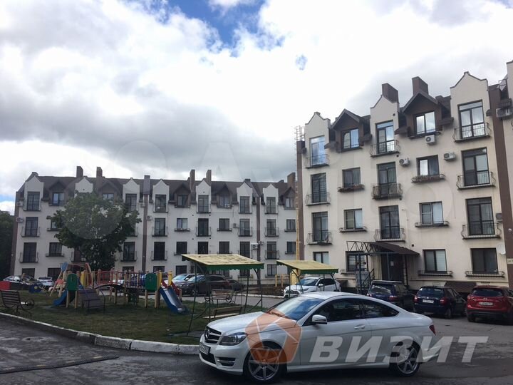 Помещение 42 м² с ремонтом и своим с/у