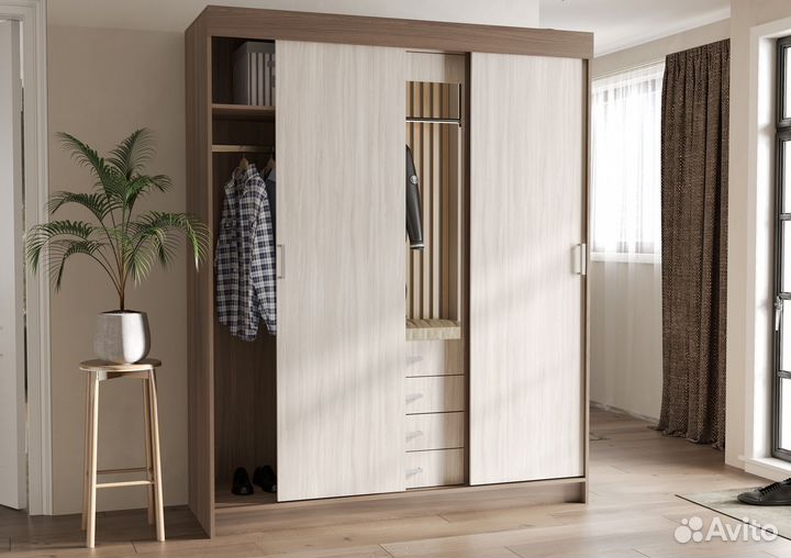 Шкаф-купе новый в наличии 3-х дверный