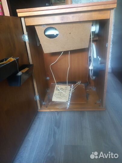 Швейная машина Чайка 2