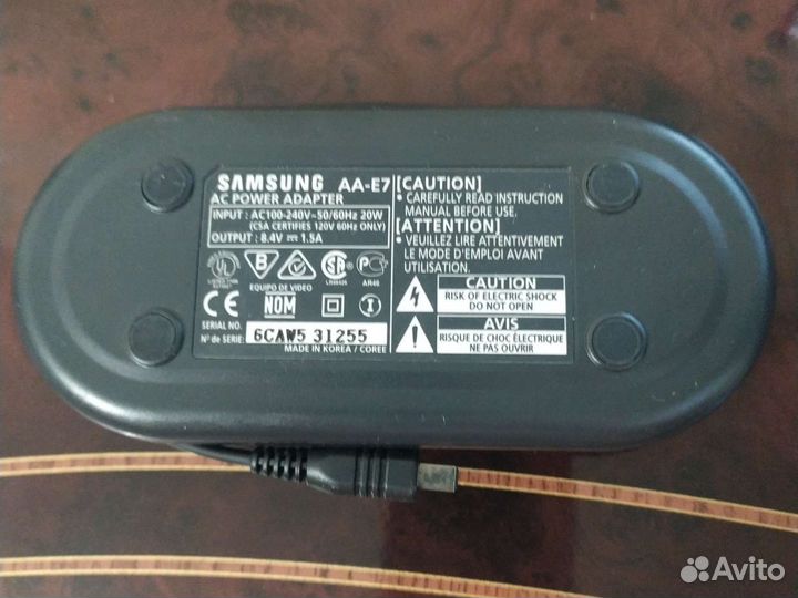 Сетевой адаптер Samsung AA-E7