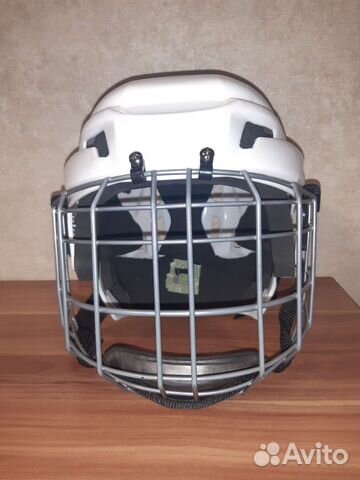 Шлем хоккейный