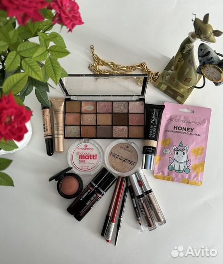 Набор косметики пакетом