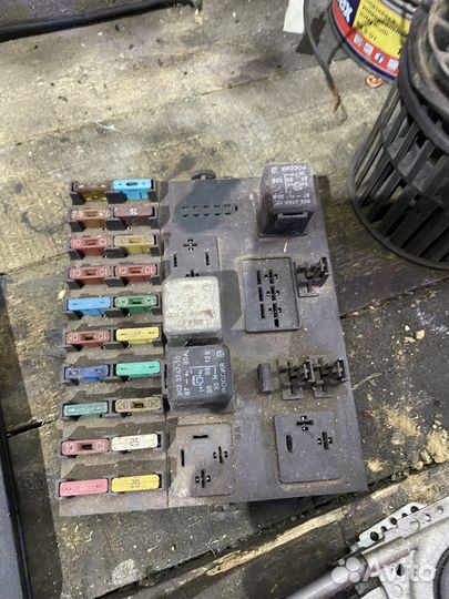 Монтажный блок предохранителей ваз 2110