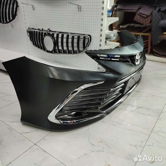 Передний бампер Toyota Camry V75 в сбор