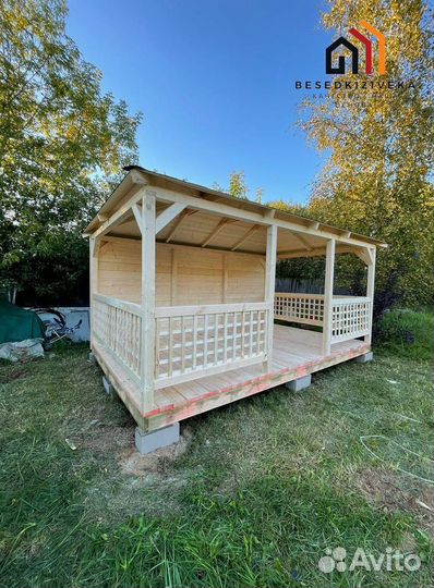 Беседка с мангальной зоной