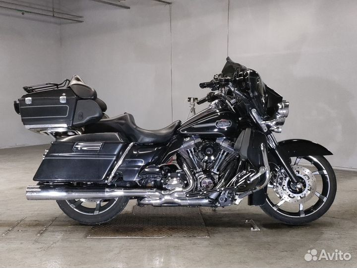 Harley-Davidson Electra Glide flhtcu