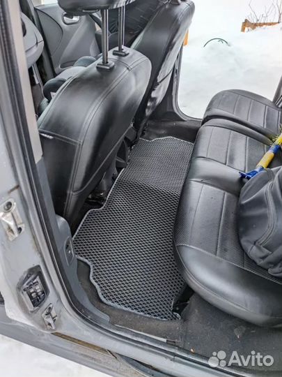 Автоковрики EVA Volkswagen Transporter T6 Ева