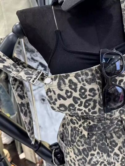 Комбинезон женский