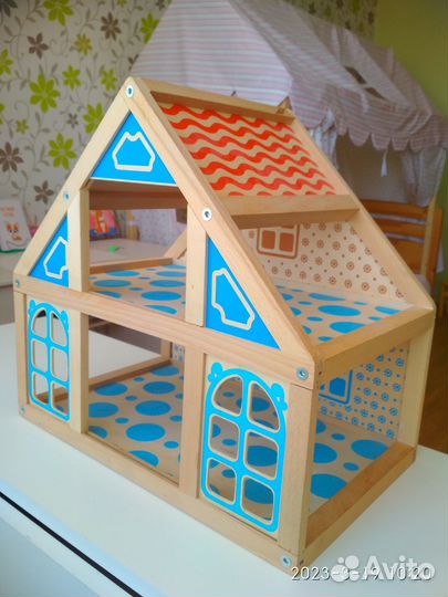 Кукольный домик
