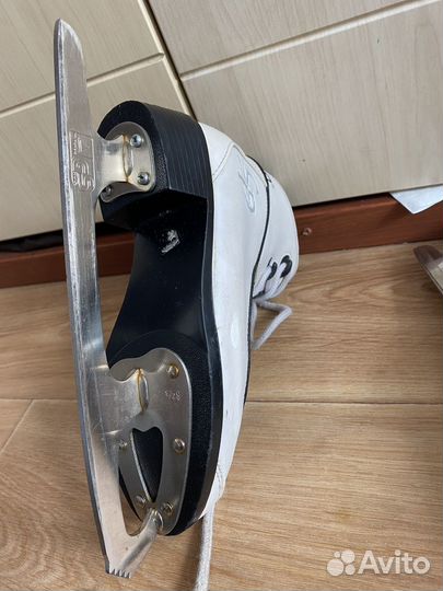 Коньки фигурные ссм