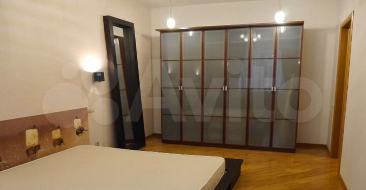 Комната 18 м² в 2-к., 4/7 эт.