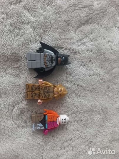 Lego minifigures