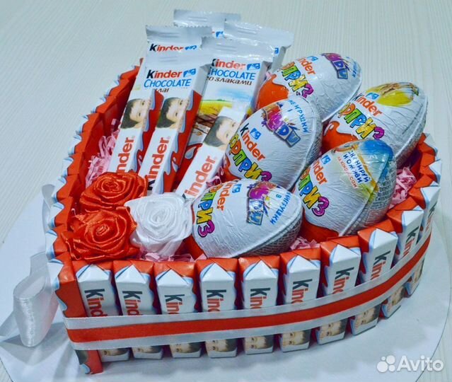 Упаковщик шоколадных наборов вахтой Санкт Петербур