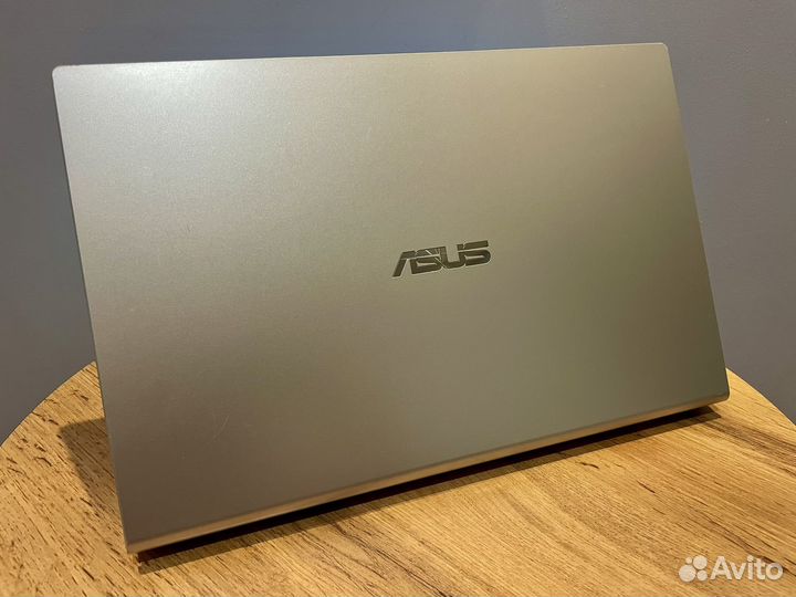 Ноутбук Asus 15.6
