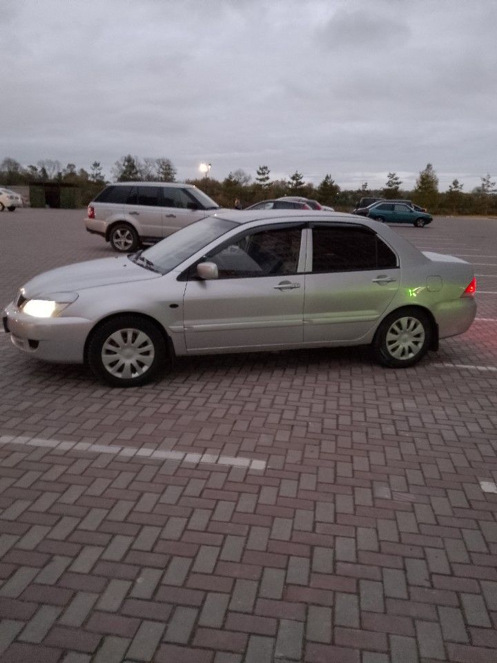 Mitsubishi Lancer: фото владельца