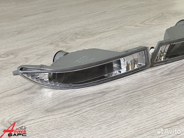 Противотуманная фара Toyota Corolla 120 2000-2007