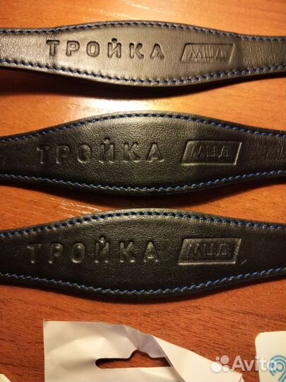 Браслет, жетон