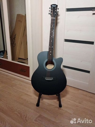 Гитара черная матовая