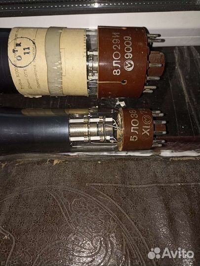 Электронновакуумные трубки 8ло29и