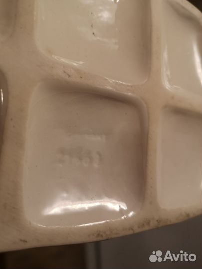 Статуэтка фарфор