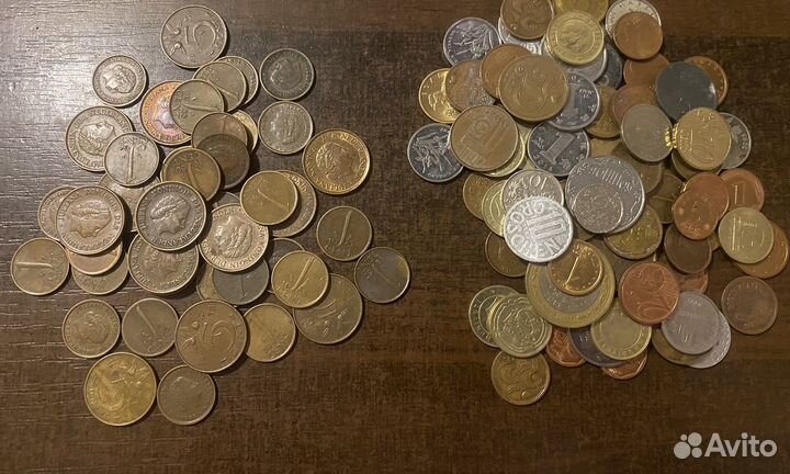 Монеты более 100 штук