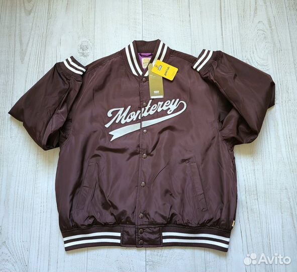 Женский бомбер Levis оригинал