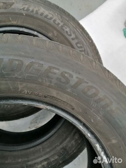 Bridgestone Ecopia EP850 245/65 R17 111H