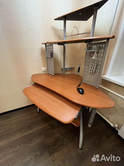 Компьютерный стол бу