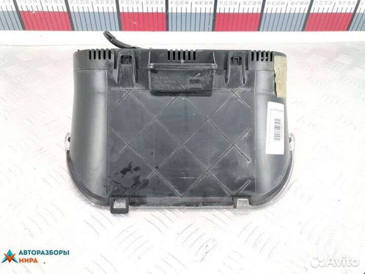 Щиток приборов (приборная панель) Ford Fusion 2002