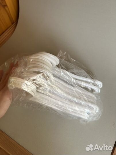 Вешалки детские (плечики)