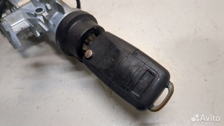Замок зажигания Volkswagen Golf Plus