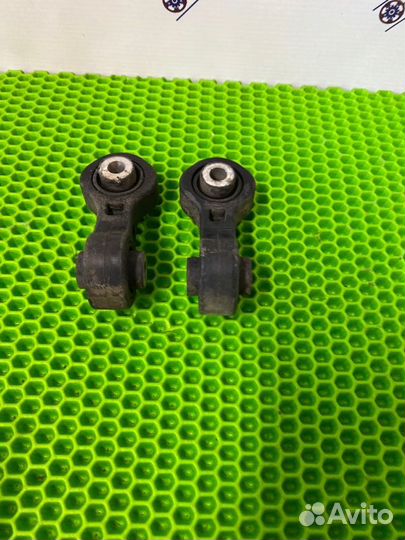 Стойка стабилизатора задняя Audi A4 B8 1.8 2009