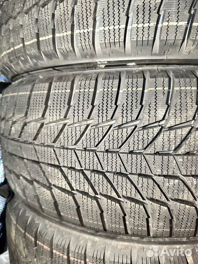 Triangle PL01 215/50 R17