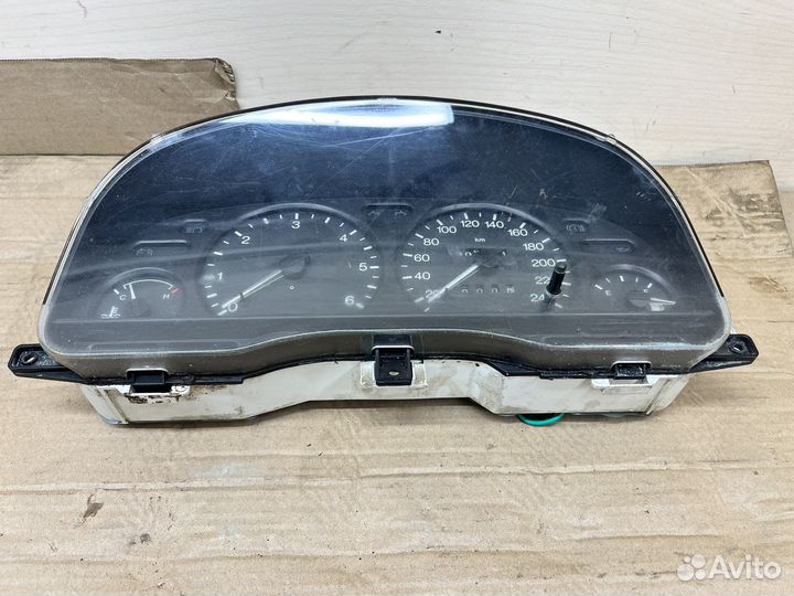 Приборная панель Ford Transit 2002