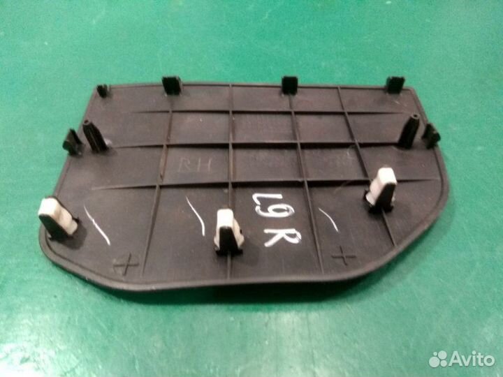 Накладка на торпедо правая Mitsubishi Lancer 9