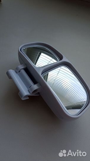 Боковое зеркало