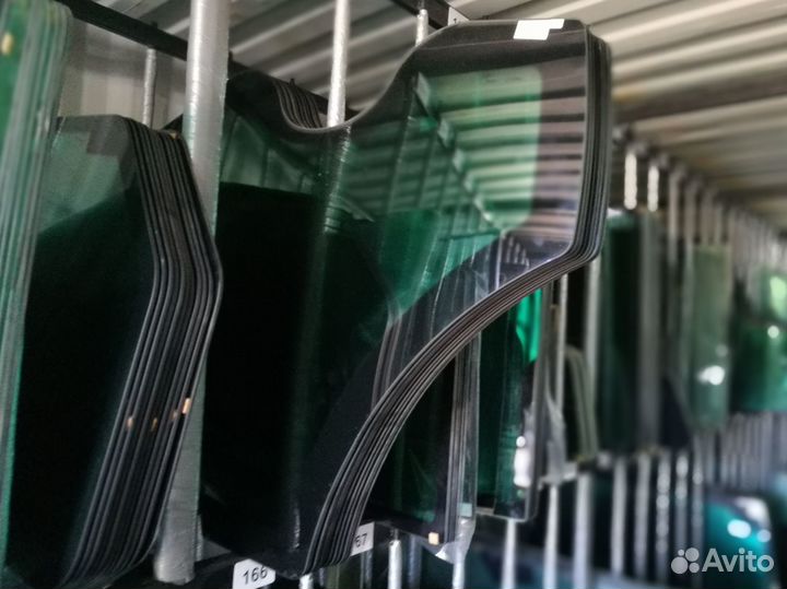 Стекло кабины hitachi EX125WD