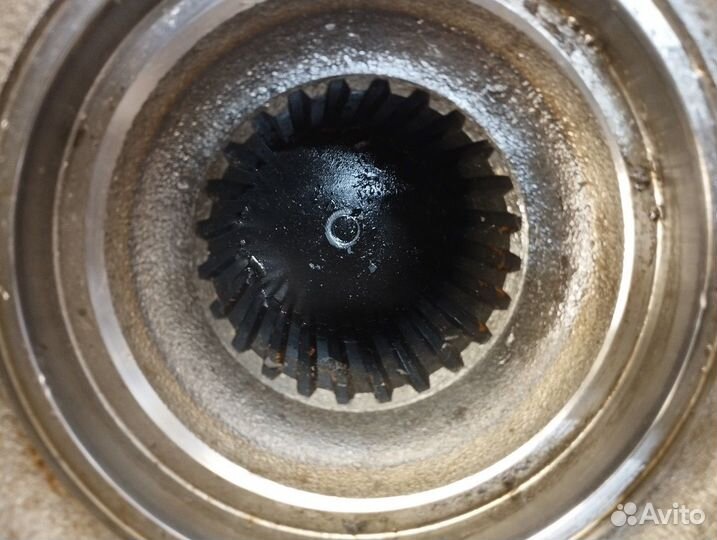 2444811 Крышка ступицы задней Scania 6-series