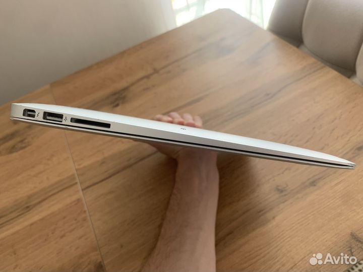 Apple MacBook Air 13