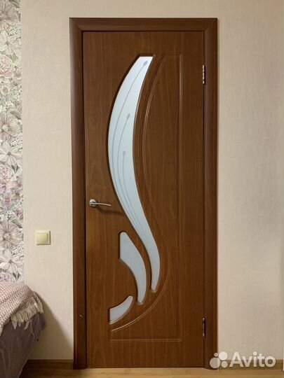 Дверь межкомнатная со стеклом