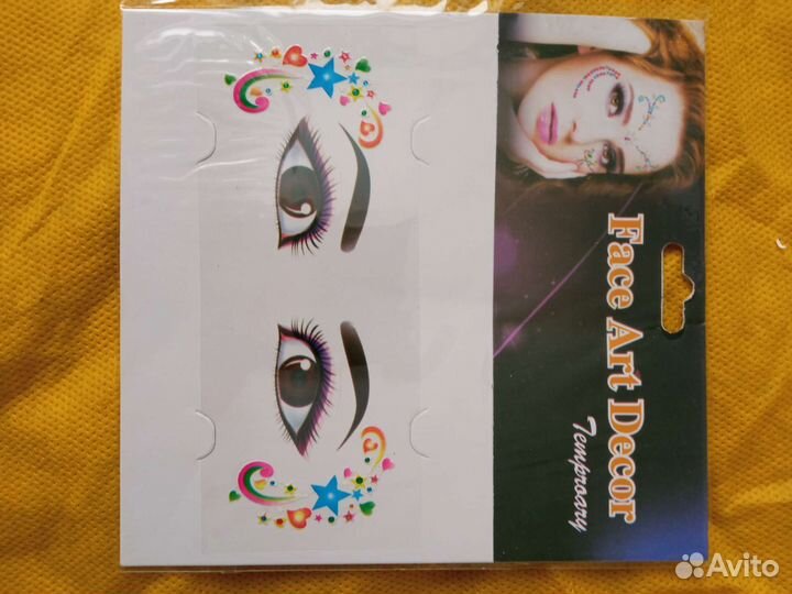 Арт наклейки на лицо