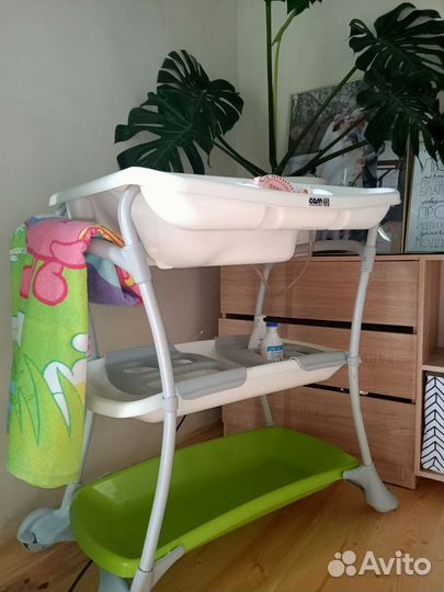Детская ванночка для купания с подставкой