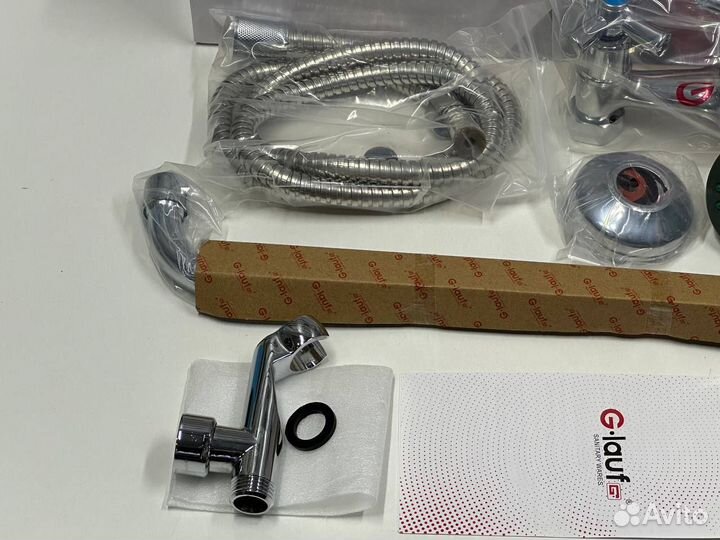 Смеситель G.lauf QFR7-A722 для ванной