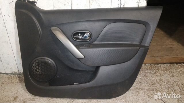 Передняя правая дверная карта Logan 2 Sandero 2