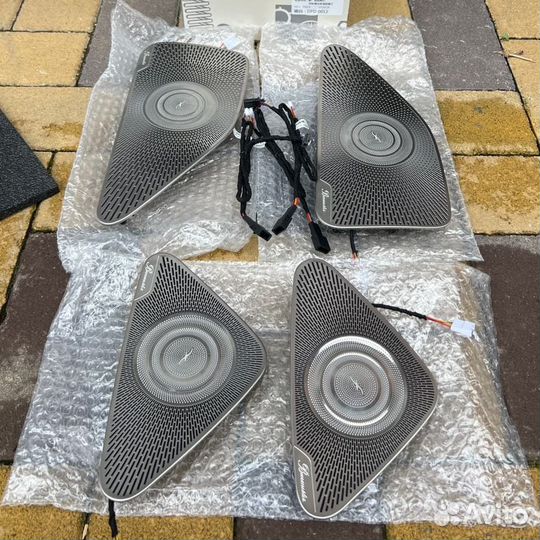 Динамики на W223